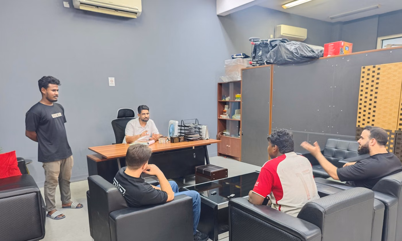 Al shejoon used cars في الشارقة – جميع السيارات، الأسعار، التقييمات، وجهات الاتصال | AUTO.AE