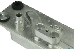 URO-013645, URO Parts Fluid Coolers for 2007-2013 X5, 2008-2013 X6 - 17217553389 في الإمارات, دبي. Condition - new. Price 510 AED. Photo, seller contacts | AUTO.AE