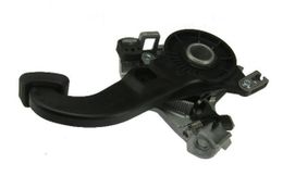 URO-014942, URO Parts Pedal Assemblies 2034201684 в ОАЭ, Дубай. Состояние - новое. Цена 530 AED. Фото, контакты продавца | AUTO.AE