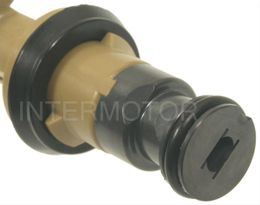 SMP-FJ969, Standard Motor Fuel Injectors for 2000 S70, V70 - FJ969 في الإمارات, دبي. Condition - new. Price 1,140 AED. Photo, seller contacts | AUTO.AE