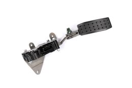 NAL-10379038, Chevrolet Performance Throttle Pedal Assemblies for 2004-2015 CTS - 10379038 в ОАЭ, Дубай. Состояние - новое. Цена 1 060 AED. Фото, контакты продавца | AUTO.AE