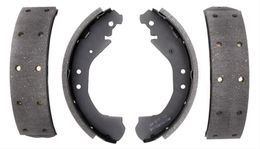 ADO-17675R, ACDelco Gold Brake Shoes 18030062 في الإمارات, دبي. Condition - new. Price 250 AED. Photo, seller contacts | AUTO.AE