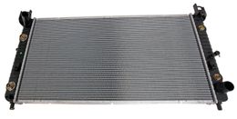 SUM-380561, Summit Racing™ Plastic/Aluminum Radiators SUM-380561 в ОАЭ, Дубай. Состояние - новое. Цена 1 620 AED. Фото, контакты продавца | AUTO.AE