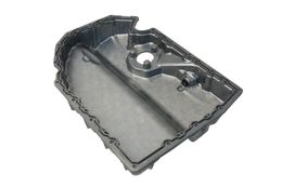 URO-011912, URO Parts Oil Pans 06K103600RPRM في الإمارات, دبي. Condition - new. Price 640 AED. Photo, seller contacts | AUTO.AE