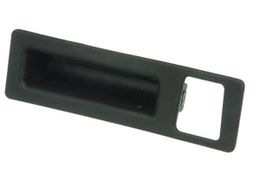 URO-018372, URO Parts Electrical Switches 51 24 7 463 162 في الإمارات, دبي. Condition - new. Price 110 AED. Photo, seller contacts | AUTO.AE