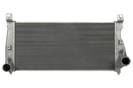 CSF-6007, CSF Intercoolers 6007 in UAE, Dubai. Condition - new. Price 1,750 AED. Photo, seller contacts | AUTO.AE
