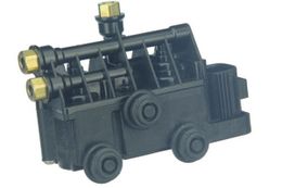 URO-019656, URO Parts - Air Suspension Air Valves for 2006-2012 RANGE ROVER - RVH500060 في الإمارات, دبي. Condition - new. Price 530 AED. Photo, seller contacts | AUTO.AE