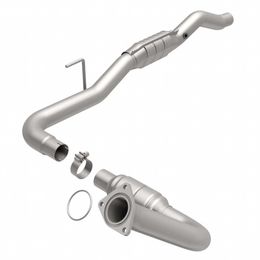 447270, MAGNAFLOW 447270 Catalytic Converter Direct-Fit California Grade for CHEVROLET Silverado 1500 HD 2005-2005 in UAE, Dubai. Condition - new. Price 5,460 AED. Photo, seller contacts | AUTO.AE