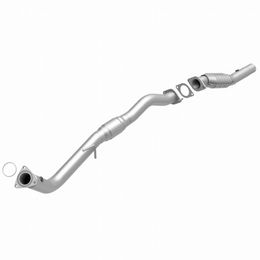 447283, MAGNAFLOW 447283 Catalytic Converter Direct-Fit California Grade for CHEVROLET Silverado 1500 HD 2001-2005 in UAE, Dubai. Condition - new. Price 5,940 AED. Photo, seller contacts | AUTO.AE