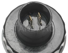 SMP-FLS26, Standard Motor Brake Fluid Level Sensors FLS-26 في الإمارات, دبي. Condition - new. Price 540 AED. Photo, seller contacts | AUTO.AE
