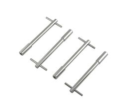 MRG-9820, Mr. Gasket Chrome Valve Cover Wing Bolts 9820 في الإمارات, دبي. Condition - new. Price 110 AED. Photo, seller contacts | AUTO.AE