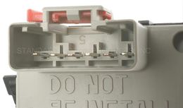 SMP-SLS237, Standard Motor Brake Light Sending Units SLS-237 في الإمارات, دبي. Condition - new. Price 100 AED. Photo, seller contacts | AUTO.AE