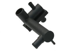 URO-013448, URO Parts Cooling Hose Connectors for 1987-1991 VANAGON - 251121438B في الإمارات, دبي. Condition - new. Price 120 AED. Photo, seller contacts | AUTO.AE