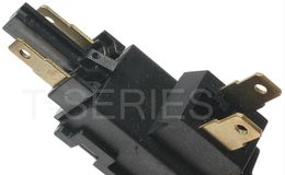SMP-SLS110T, Standard Motor T-Series Brake Light Switches SLS110T في الإمارات, دبي. Condition - new. Price 50 AED. Photo, seller contacts | AUTO.AE