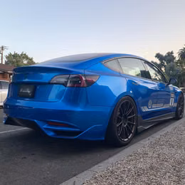 UP-M3-303-2.1, UNPLUGGED PERFORMANCE UP-M3-303-2.1 Ascension Side Skirts, Autoclaved Dry Carbon, Gloss Clear for TESLA Model 3 в ОАЭ, Дубай. Состояние - новое. Цена 8 890 AED. Фото, контакты продавца | AUTO.AE