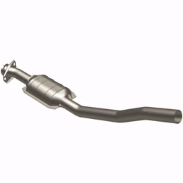 23275, MAGNAFLOW 23275 Catalytic Converter Direct-Fit Standard Grade for CHRYSLER E Class 1983-1984 في الإمارات, دبي. Condition - new. Price 1,370 AED. Photo, seller contacts | AUTO.AE