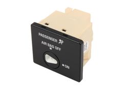ADO-25920670, ACDelco Replacement Switches 25920670 в ОАЭ, Дубай. Состояние - новое. Цена 150 AED. Фото, контакты продавца | AUTO.AE