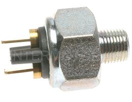 SMP-SLS33, Standard Motor Brake Light Sending Units SLS-33 في الإمارات, دبي. Condition - new. Price 60 AED. Photo, seller contacts | AUTO.AE