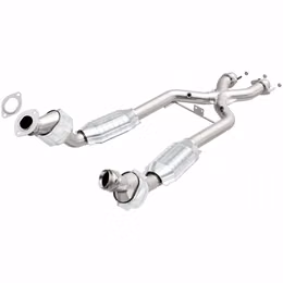441112, MAGNAFLOW 441112 Catalytic Converter Direct-Fit California Grade for FORD Mustang 1996-1998 in UAE, Dubai. Condition - new. Price 13,690 AED. Photo, seller contacts | AUTO.AE