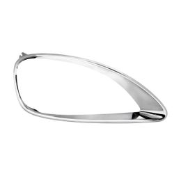 UPD-32373, United Pacific Light Bezels 32373 في الإمارات, دبي. Condition - new. Price 150 AED. Photo, seller contacts | AUTO.AE