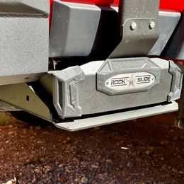 RKE-RS-SP-9, Rock Slide Engineering Truck Bed R-Step Skid Plates RS-SP-9 в ОАЭ, Дубай. Состояние - новое. Цена 900 AED. Фото, контакты продавца | AUTO.AE