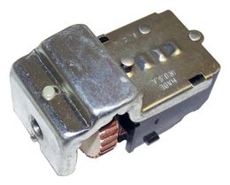 CWA-J3671981, Crown Automotive Headlight Switches J3671981 in UAE, Dubai. Condition - new. Price 160 AED. Photo, seller contacts | AUTO.AE