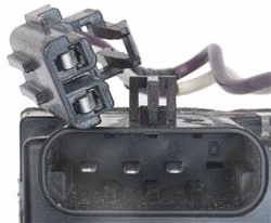 SMP-RU548, Standard Motor Blower Motor Resistors for 2000-2005 PARK AVENUE - RU-548 in UAE, Dubai. Condition - new. Price 760 AED. Photo, seller contacts | AUTO.AE