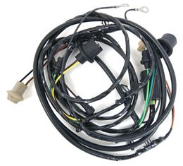 SUM-RP22821, Summit Racing™ Intermediate Tail Light Wiring Harness for 1973-1978 Chevy C10/K10, GMC C15/K15 Series Trucks SUM-RP22821 في الإمارات, دبي. Condition - new. Price 1,370 AED. Photo, seller contacts | AUTO.AE
