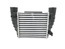 CSF-6054, CSF Intercoolers for 2007-2009 A4, A4 QUATTRO - 6054 в ОАЭ, Дубай. Состояние - новое. Цена 640 AED. Фото, контакты продавца | AUTO.AE