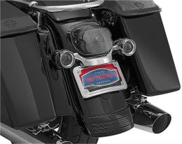 KUR-3157, Kuryakyn Curved License Plate Frames 3157 в ОАЭ, Дубай. Состояние - новое. Цена 480 AED. Фото, контакты продавца | AUTO.AE