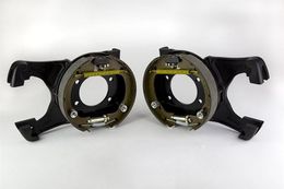 WIL-249-12668-69, Wilwood Drum Brake Backing Plates 249-12668/69 في الإمارات, دبي. Condition - new. Price ⁦1,950 AED⁩. Photo, seller contacts | AUTO.AE