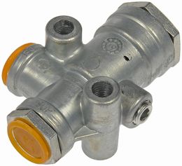 RNB-904-7928, Dorman - Fuel Pressure Regulators for 2007-2009 VNL - 904-7928 in UAE, Dubai. Condition - new. Price 1,080 AED. Photo, seller contacts | AUTO.AE