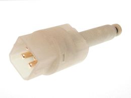 URO-002935, URO Parts Brake Light Switches 4A0945515A в ОАЭ, Дубай. Состояние - новое. Цена 40 AED. Фото, контакты продавца | AUTO.AE