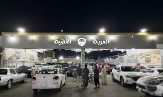 غلاف معرض Silver Cars العربة الفضية