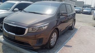 ⁦Kia Carnival ثالثاً⁩