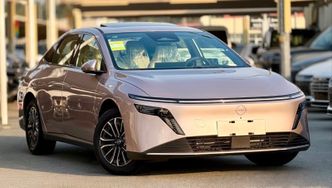 ⁦Nissan N6⁩