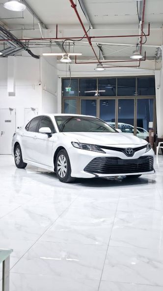 Toyota Camry VIII (XV70)