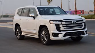 ⁦Toyota Land Cruiser السلسلة 300⁩