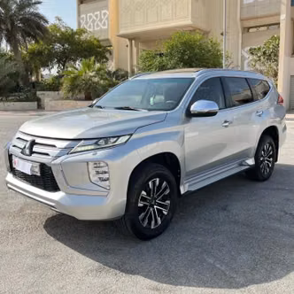⁦Mitsubishi Montero Sport ثالثاً فيس ليفت⁩