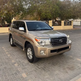 ⁦Toyota Land Cruiser 200 Series Рестайлинг 1⁩