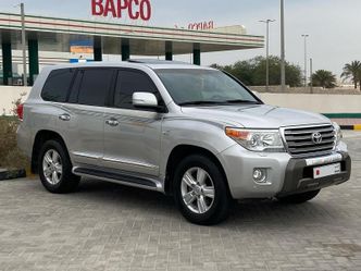 Toyota Land Cruiser 200 Series 200 Series Facelift 1