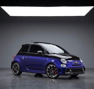 Abarth 595 أنا فيس ليفت