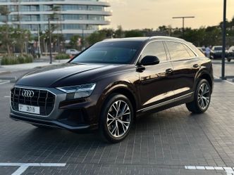 Audi Q8 ط (4 م)