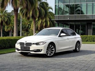 BMW 3 Series 328i السادس (F3x)