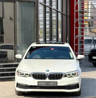 BMW 5 Series 520i سابعاً (G30/G31)