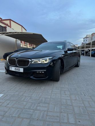 BMW 7 Series السادس (G11/G12)