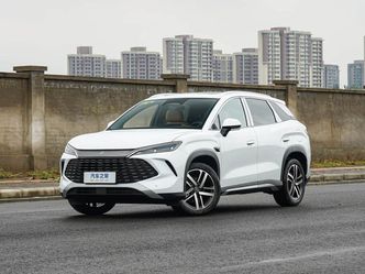 ⁦BYD Song L⁩