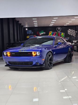 Dodge Challenger III Facelift 2