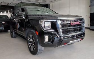 GMC Yukon V