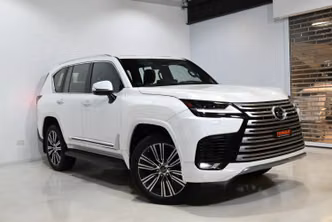 ⁦Lexus LX IV⁩